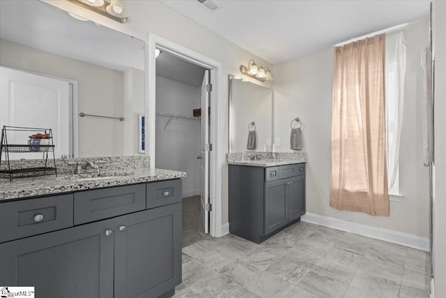 bathroom with vanity