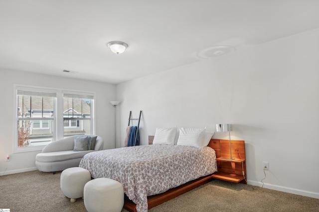 bedroom featuring carpet floors