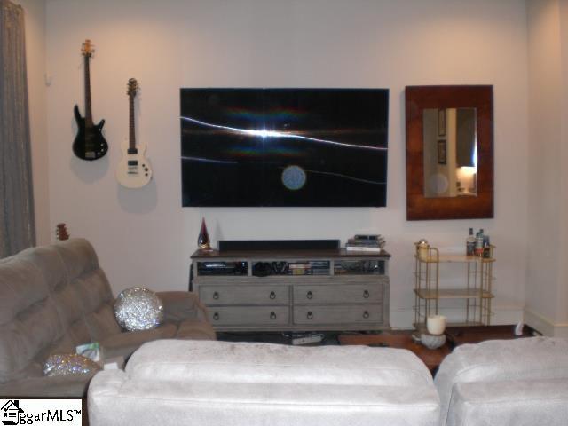 121 W Stone Ave Unit 15, Greenville, SC 29609 - view of living area