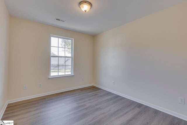 empty room featuring light hardwood / wood-style flooring