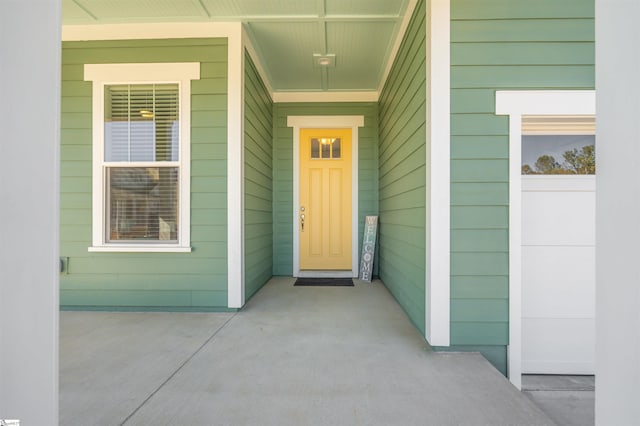 view of entrance to property