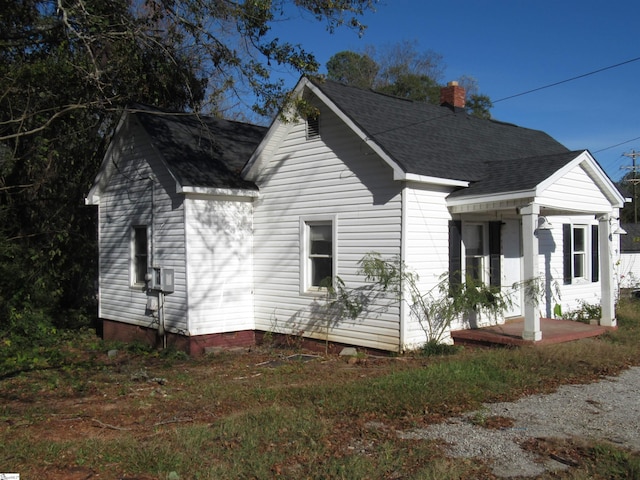 view of home's exterior