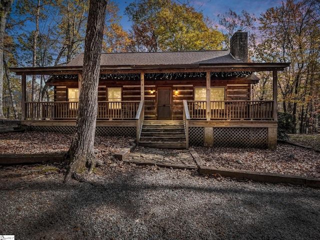 view of front of home featuring a porch