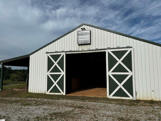 view of outbuilding