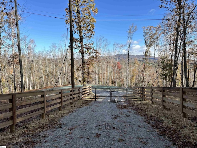 625 Chinquapin Rd, Travelers Rest, SC 29690