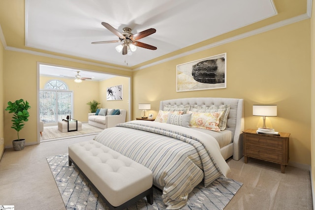 bedroom featuring carpet flooring, a ceiling fan, crown molding, and baseboards