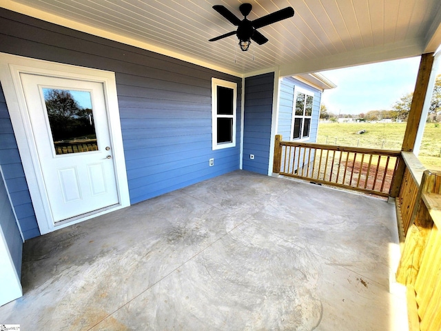 view of patio featuring a porch and ceiling fan