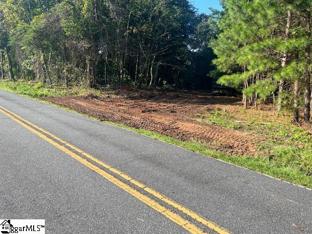 Listing photo 2 for TBD Melvin Hill Rd, Columbus NC 28722