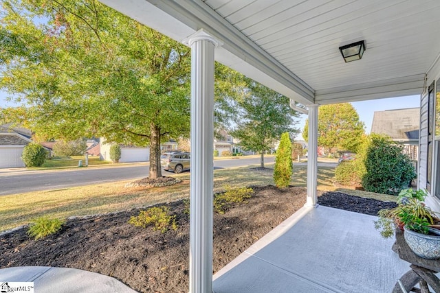 view of patio / terrace with covered porch