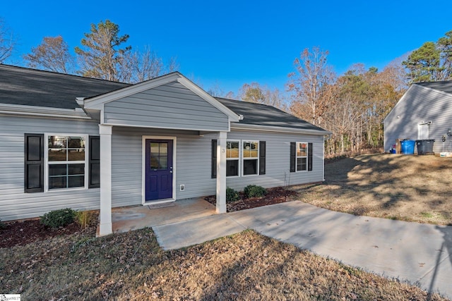 view of front of house