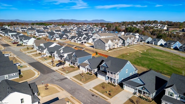 bird's eye view featuring a mountain view