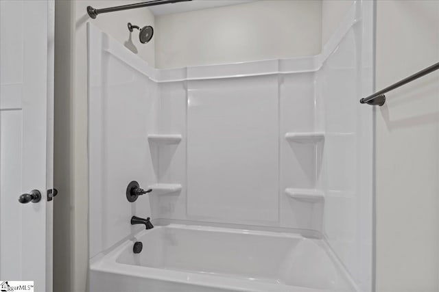 bathroom featuring shower / bath combination