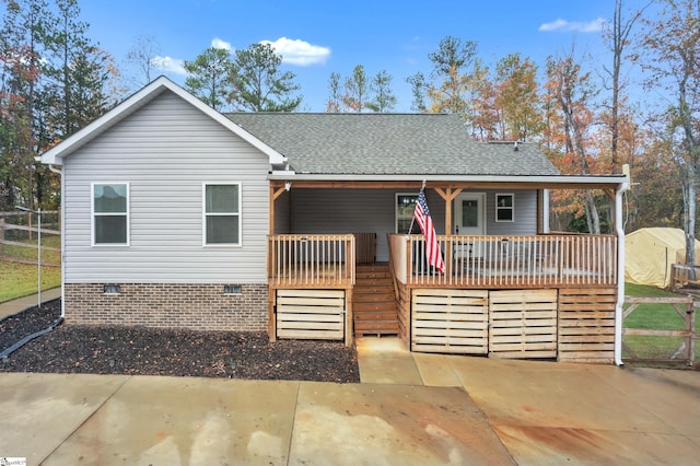 view of front of house with covered porch