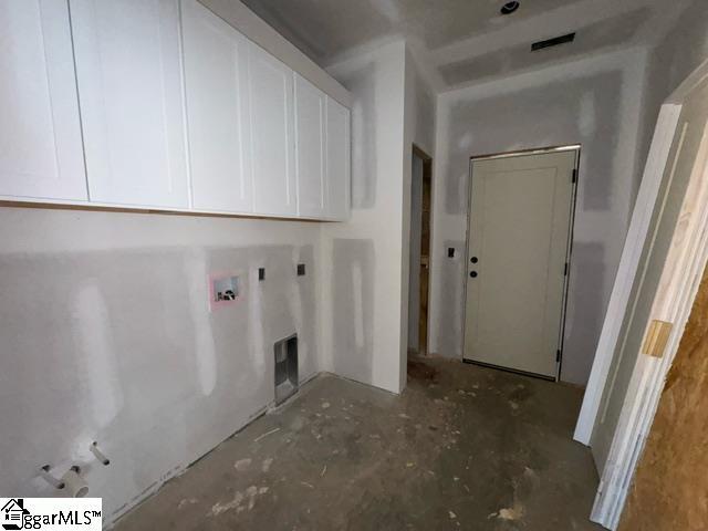 laundry area with cabinets and washer hookup