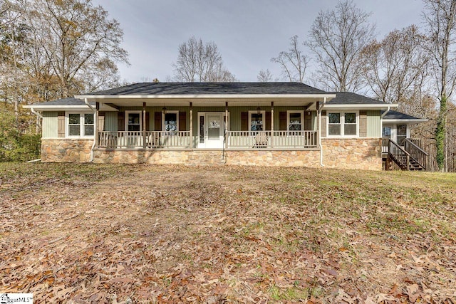 view of front of house featuring a porch