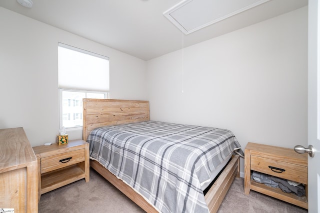 bedroom featuring carpet floors