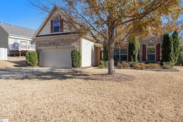 view of front facade with a garage