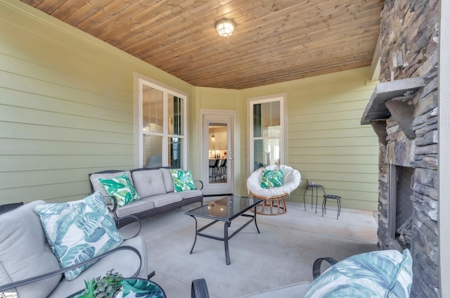 view of patio / terrace featuring outdoor lounge area