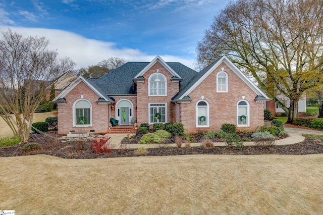 view of front property with a front lawn