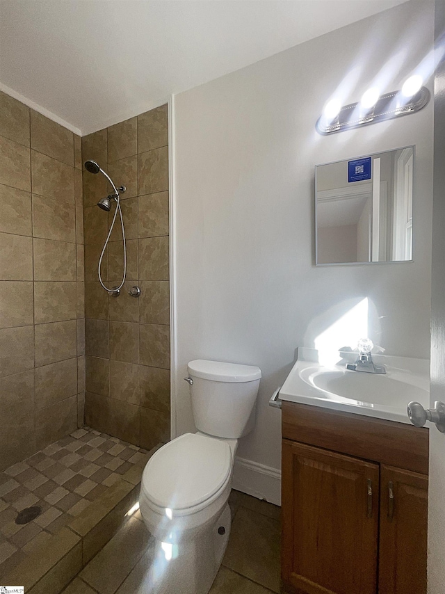 137 Batesview Dr, Greenville, SC 29607 - full bath with vanity and a tile shower