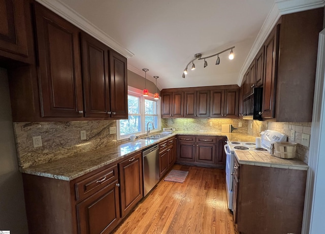 kitchen with dishwasher, hanging light fixtures, decorative backsplash, white range with electric stovetop, and light hardwood / wood-style floors