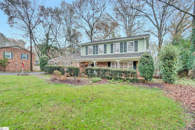 view of front of house with a front lawn