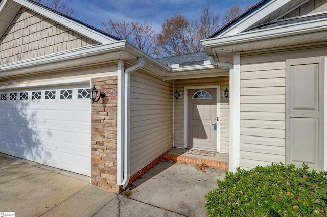 property entrance featuring a garage