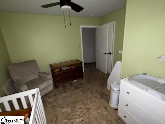 bathroom with ceiling fan