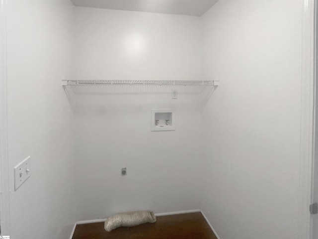 washroom with washer hookup and hookup for an electric dryer