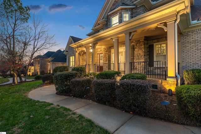 exterior space featuring a porch