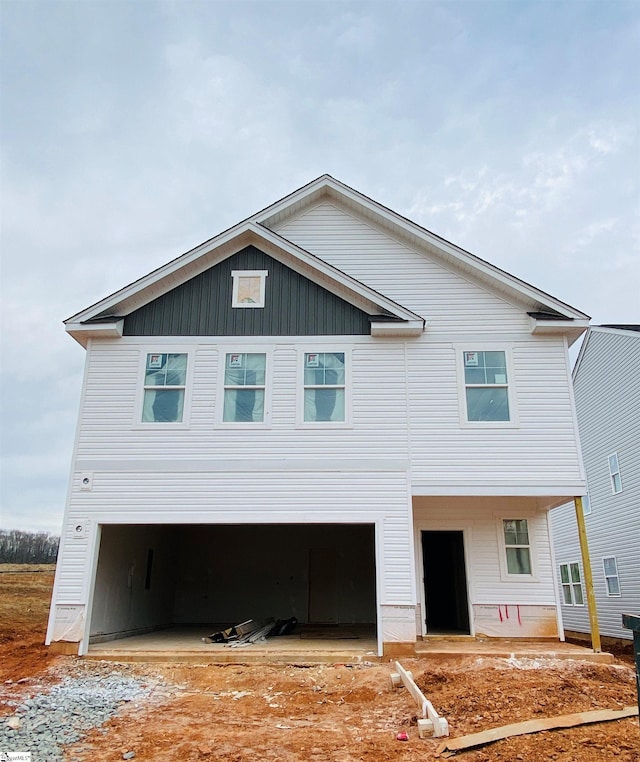 view of front of home with a garage