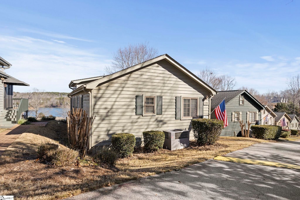 1230 Melton Rd # 53, West Union, SC 29696 - view of side of property with cooling unit