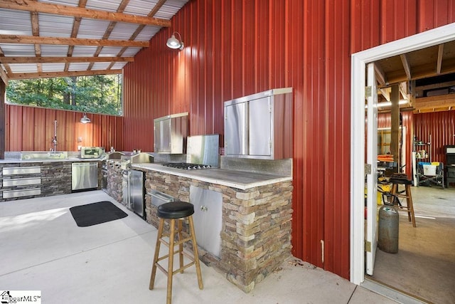 view of patio / terrace with an outdoor kitchen