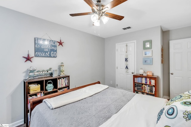 bedroom with ceiling fan