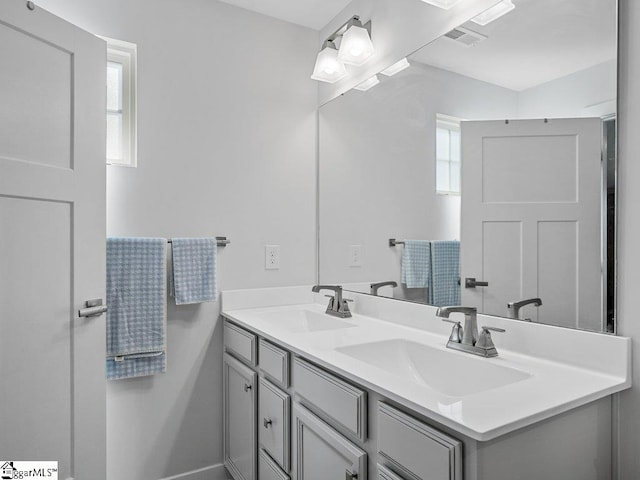 bathroom with vanity