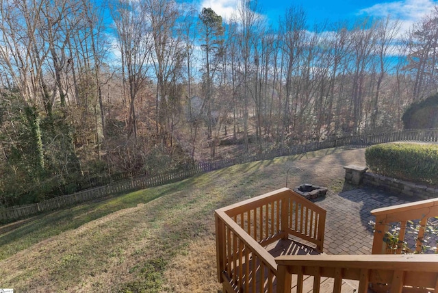 view of yard with a patio area