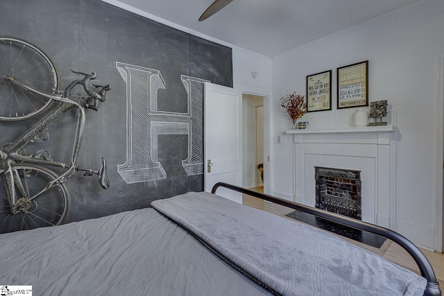 bedroom featuring ceiling fan