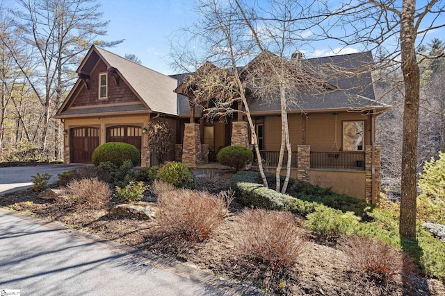 view of front of property with covered porch