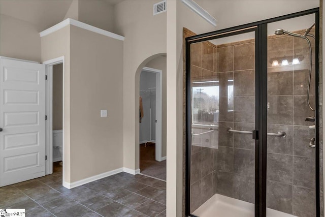 bathroom with walk in shower