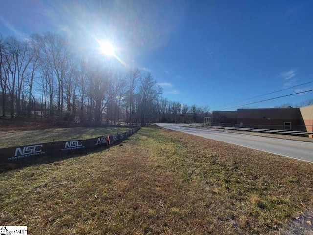 719 Parkview Dr, Laurens, SC 29360