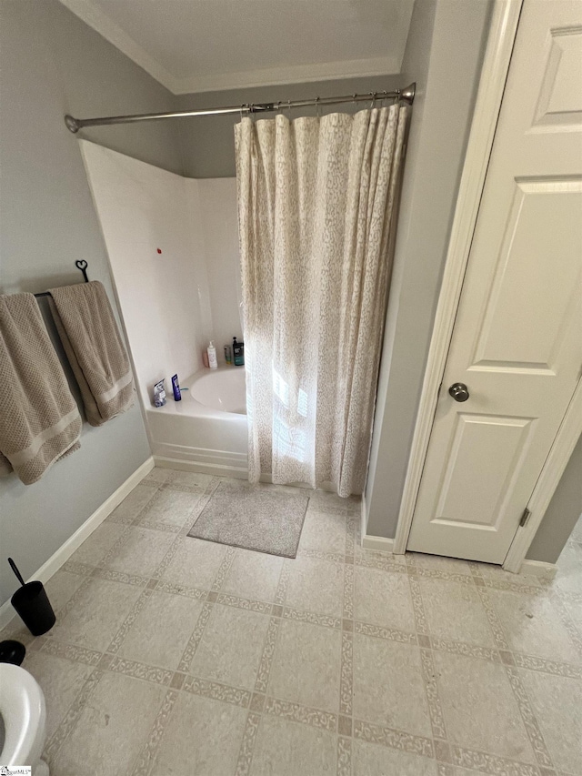 bathroom featuring shower / bathtub combination with curtain