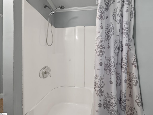 13 Damson St, Spartanburg, SC 29303 - bathroom with shower / bath combo and crown molding