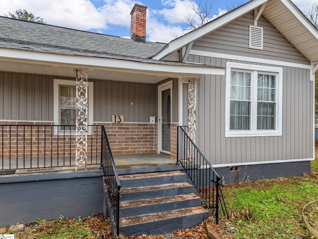 13 Damson St, Spartanburg, SC 29303 - doorway to property with a porch