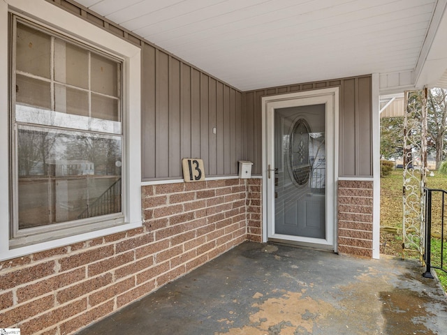13 Damson St, Spartanburg, SC 29303 - view of exterior entry