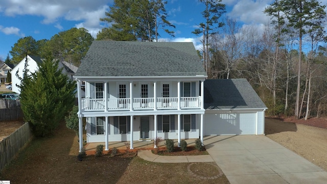 view of front facade featuring a porch