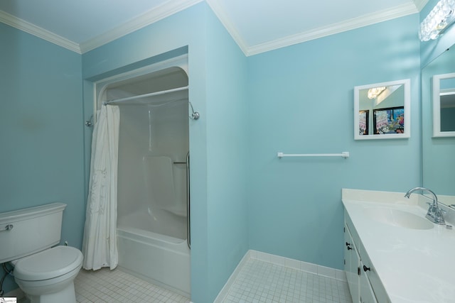 full bathroom featuring shower / bath combo, toilet, crown molding, and vanity