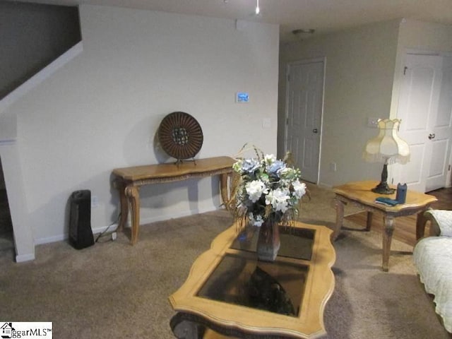 living room with carpet flooring