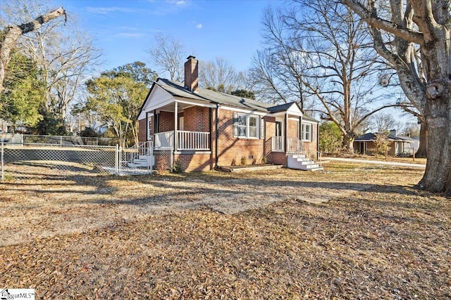 view of front of home featuring a porch