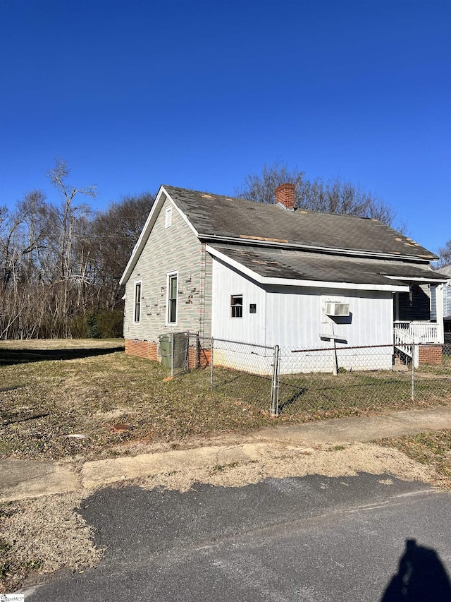 view of side of home