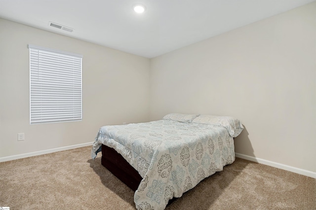 bedroom with carpet flooring